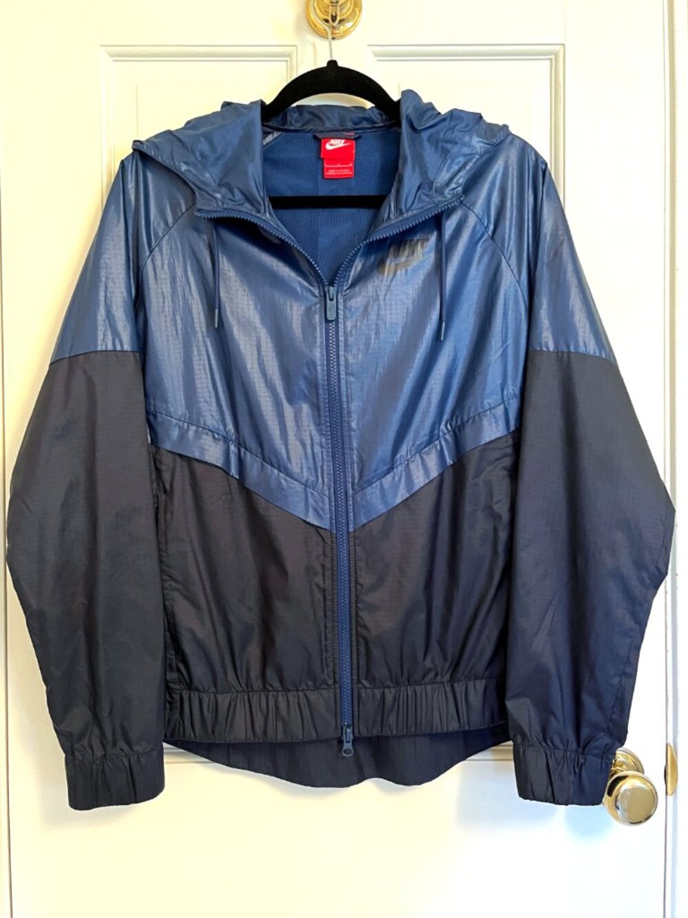 Nike Sportswear Women's Grid Windrunner Navy Jacket Excellent condition - Large